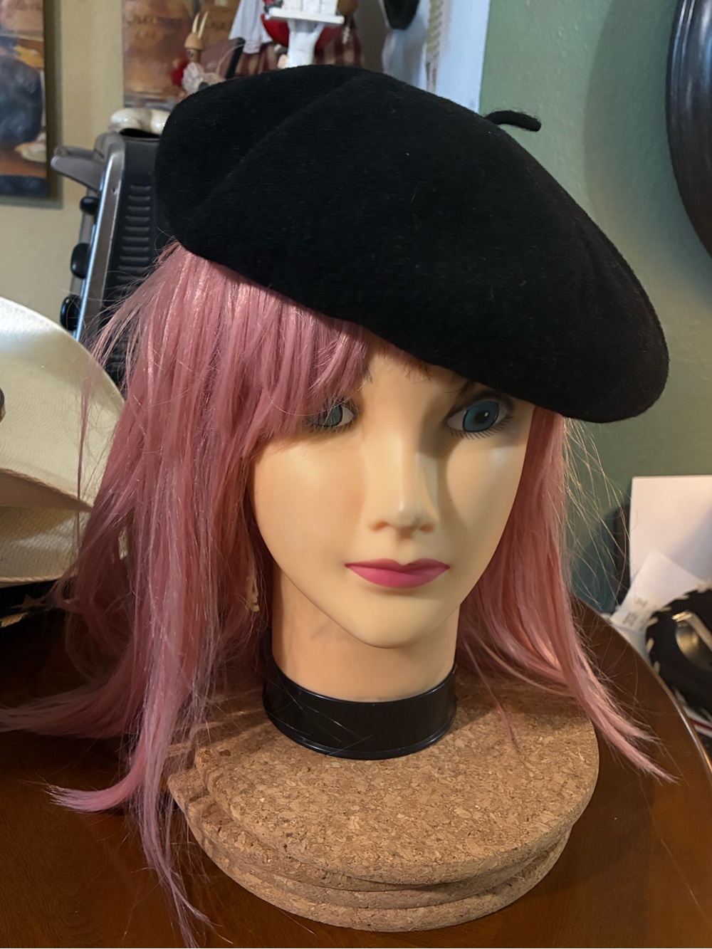 Kangol Modelaine Black Wool Beret-O/S mint!